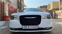 کرایسلەر 300